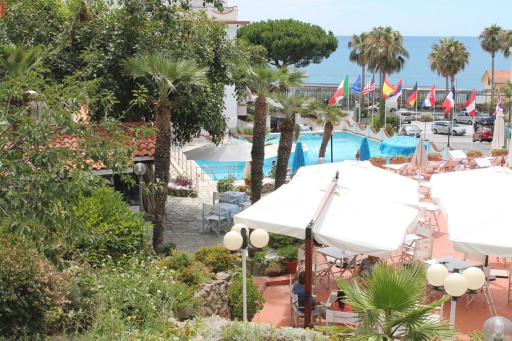 Hotel Ariston Montecarlo Sanremo Exterior foto
